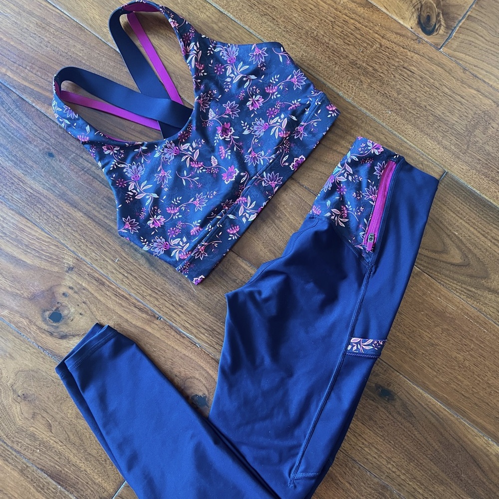 Activewear floral matching set size xs/s